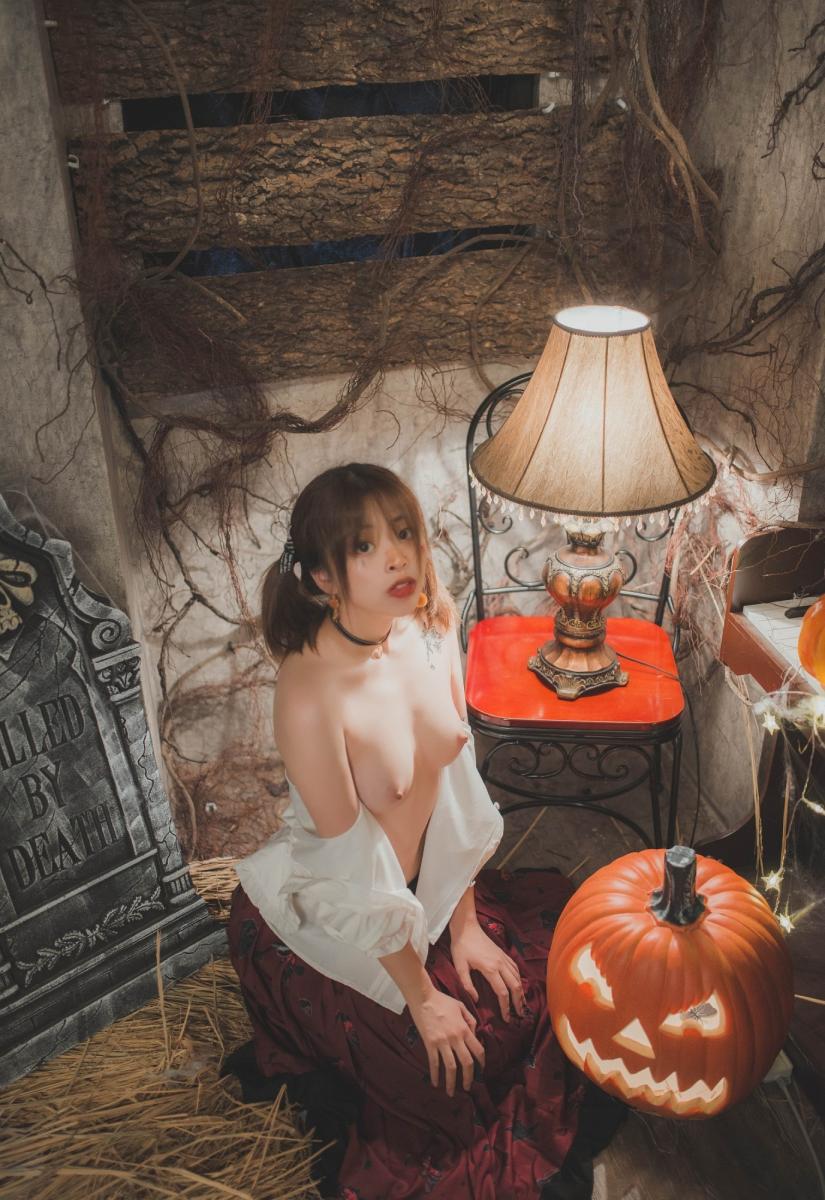 Lolita girl Halloween photoset - (61P)