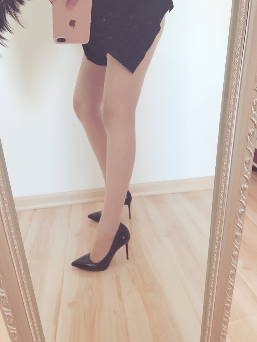 Sexy chinese girl selfie her self in front of mirror