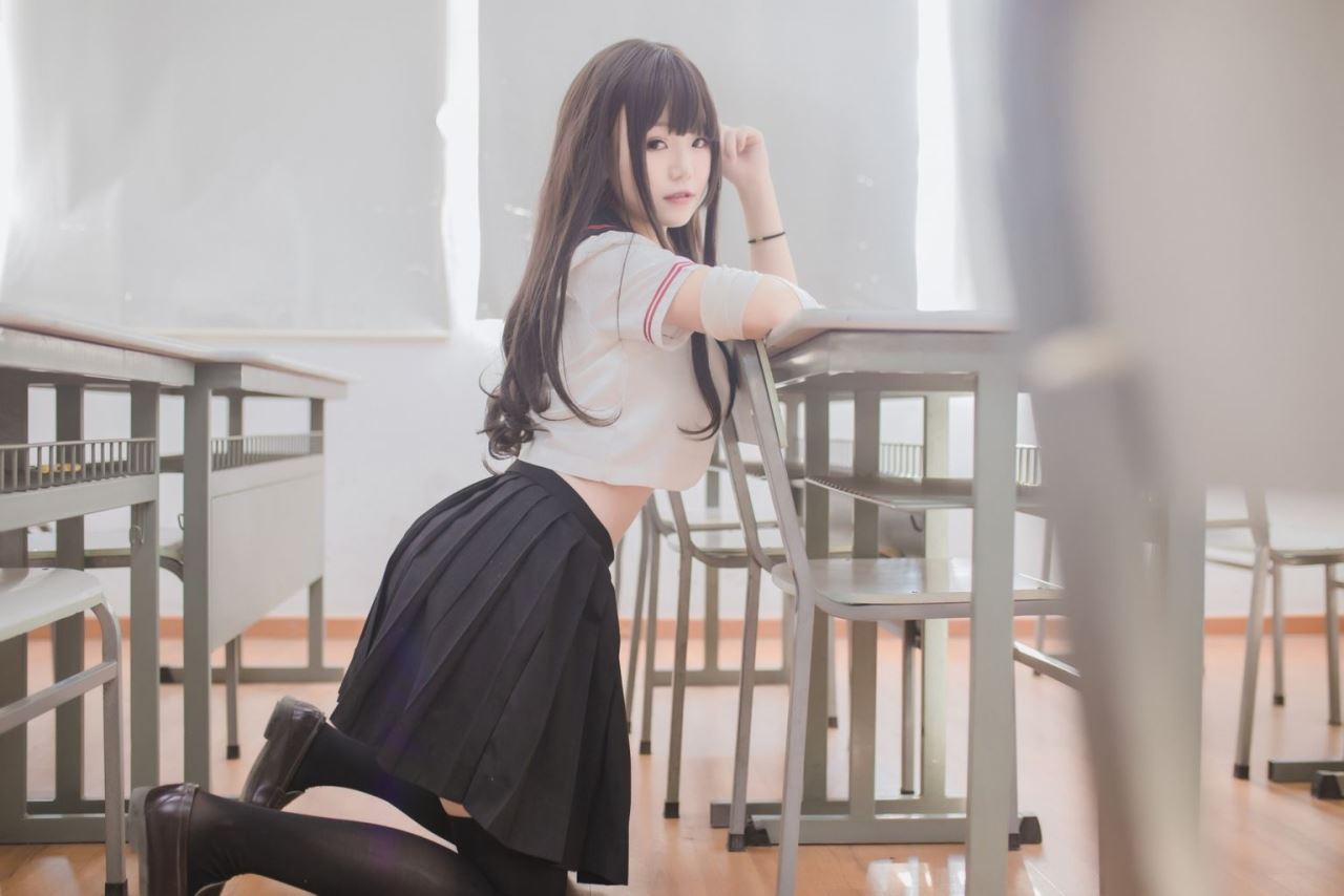 Yoko宅夏Cos - 黑絲JK - Big boobs schoolgirl cosplay - (39P)