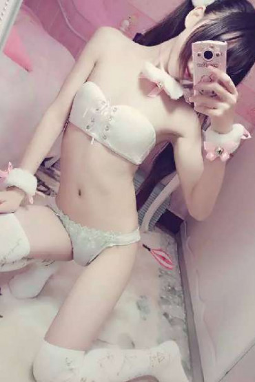 夏目七优 - Cute loli girl selfie photo set