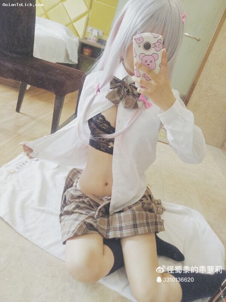 怪蜀黍的乖萝莉 Izumi Sagiri - School uniform [45P]