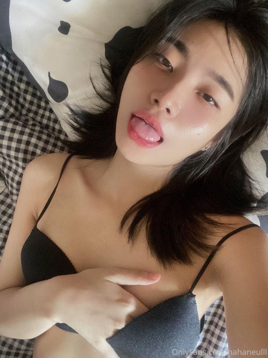 H a n e u l 💗 @nahaneulll Asian Nude Pics Onlyfans Leaked [60+PICS]