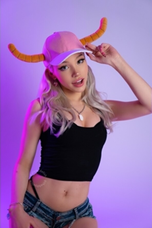 Alice Delish – Lucoa 5 Alice Delish Lucoa Cover 08020009 592x888 c