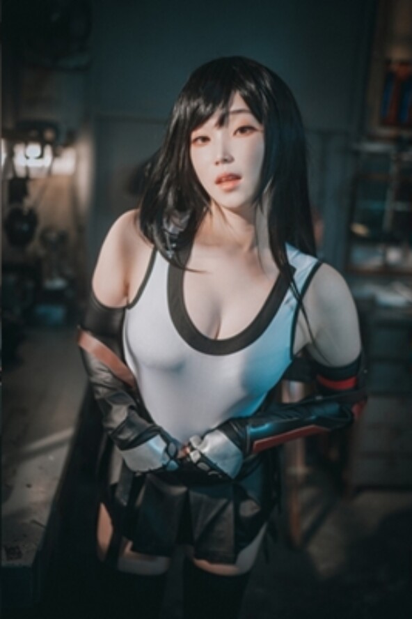 Bambi 밤비 – Tifa 4 Bambi 밤비 Tifa Cover 25020021 592x888 c