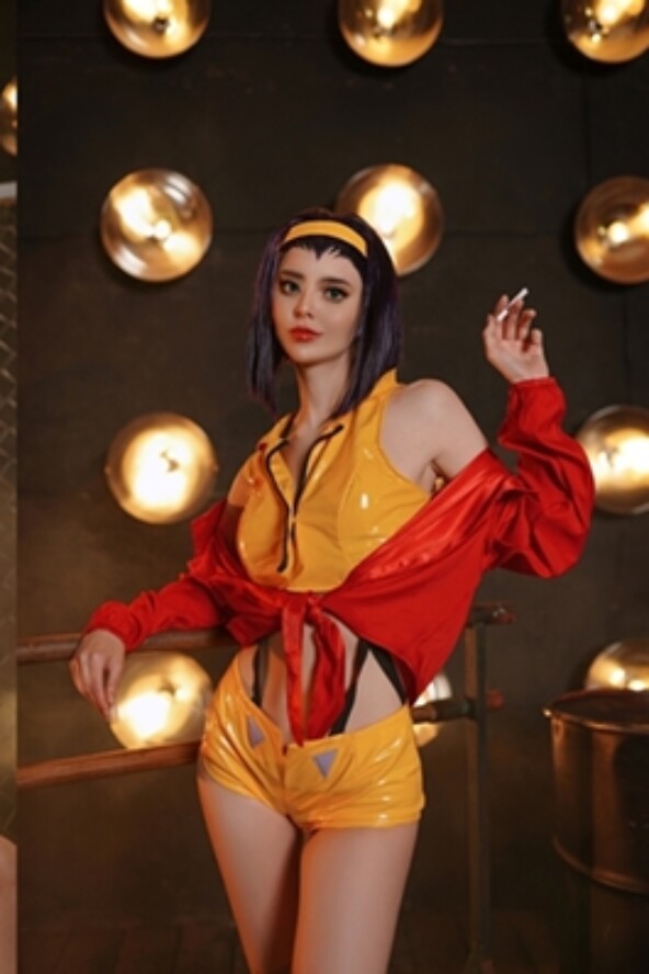Vinnegal – Faye Valentine 9 Vinnegal Faye Valentine Cover 05020006 592x888 c