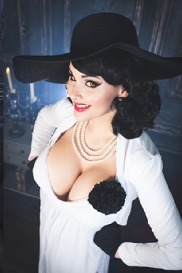 Angie Griffin – Lady Dimitrescu 5 Angie Griffin Lady Dimitrescu Cover 28014505 592x888 c