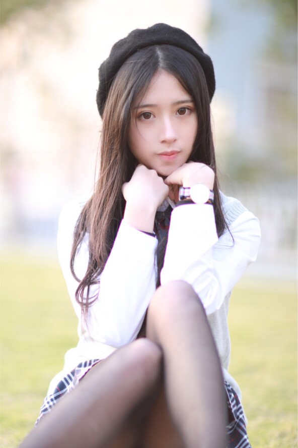 Black silk 1 in rabbit's uniform 3 Black silk 1 in rabbit