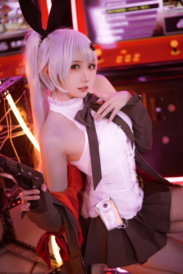 Shoujo Frontline Five seveN 7 Shoujo Frontline Five seveN