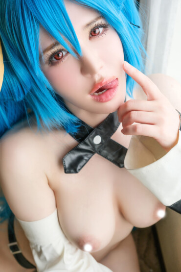 Coser@Emma Chizuru - Shotover