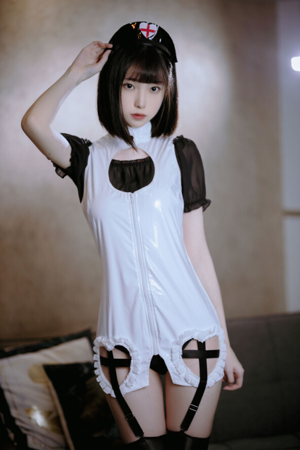 Coser@许岚lan - 黑丝护士 28 8 Coser@许岚lan - 黑丝护士 28