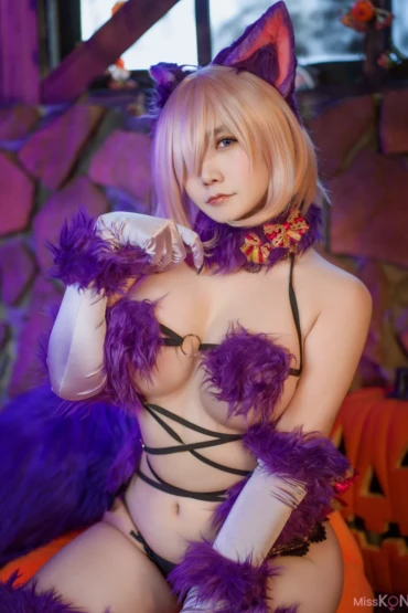 Coser@麻花麻花酱: FGO 玛修 (25 photos)