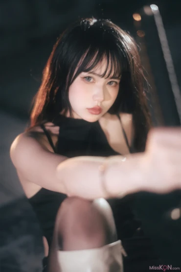 Coser@Tina很妖孽呀: 战斗服旗袍 (32 photos) 1 Coser@Tina很妖孽呀: 战斗服旗袍 (32 photos)
