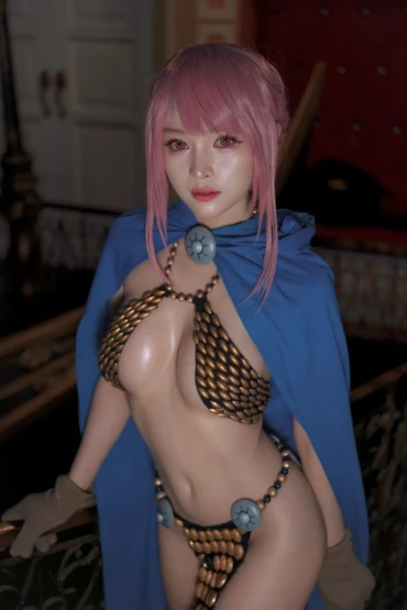 Miho - Rebecca (Gladiator) One Piece