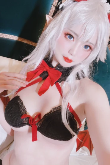 Yuki Neko - Veibae