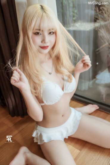 SAINT Photolife – Yuna – Gold (50 ảnh)