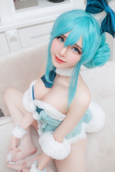 Coser@Sally多啦雪 Sally Dorasnow - Miku Bunny Girl (20P)