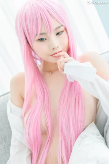 [Patreon] Yuna (유나): Shikimori (20 photos)