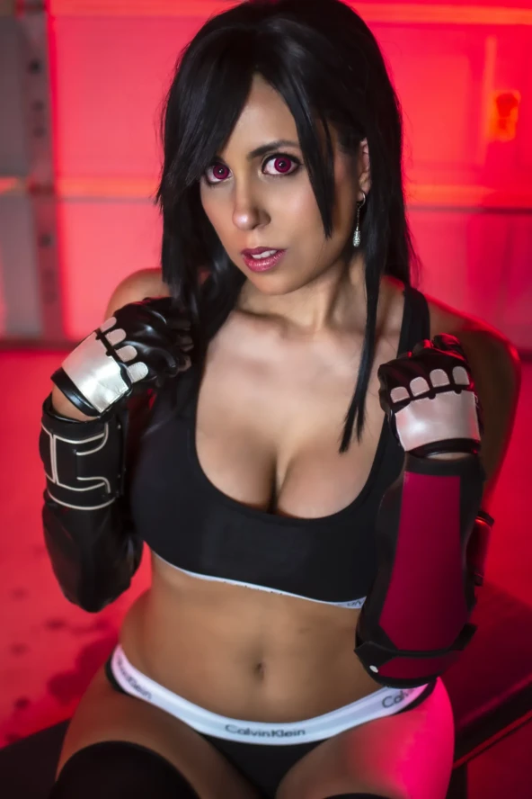 Khainsaw - Tifa Lockhart 9 Khainsaw - Tifa Lockhart