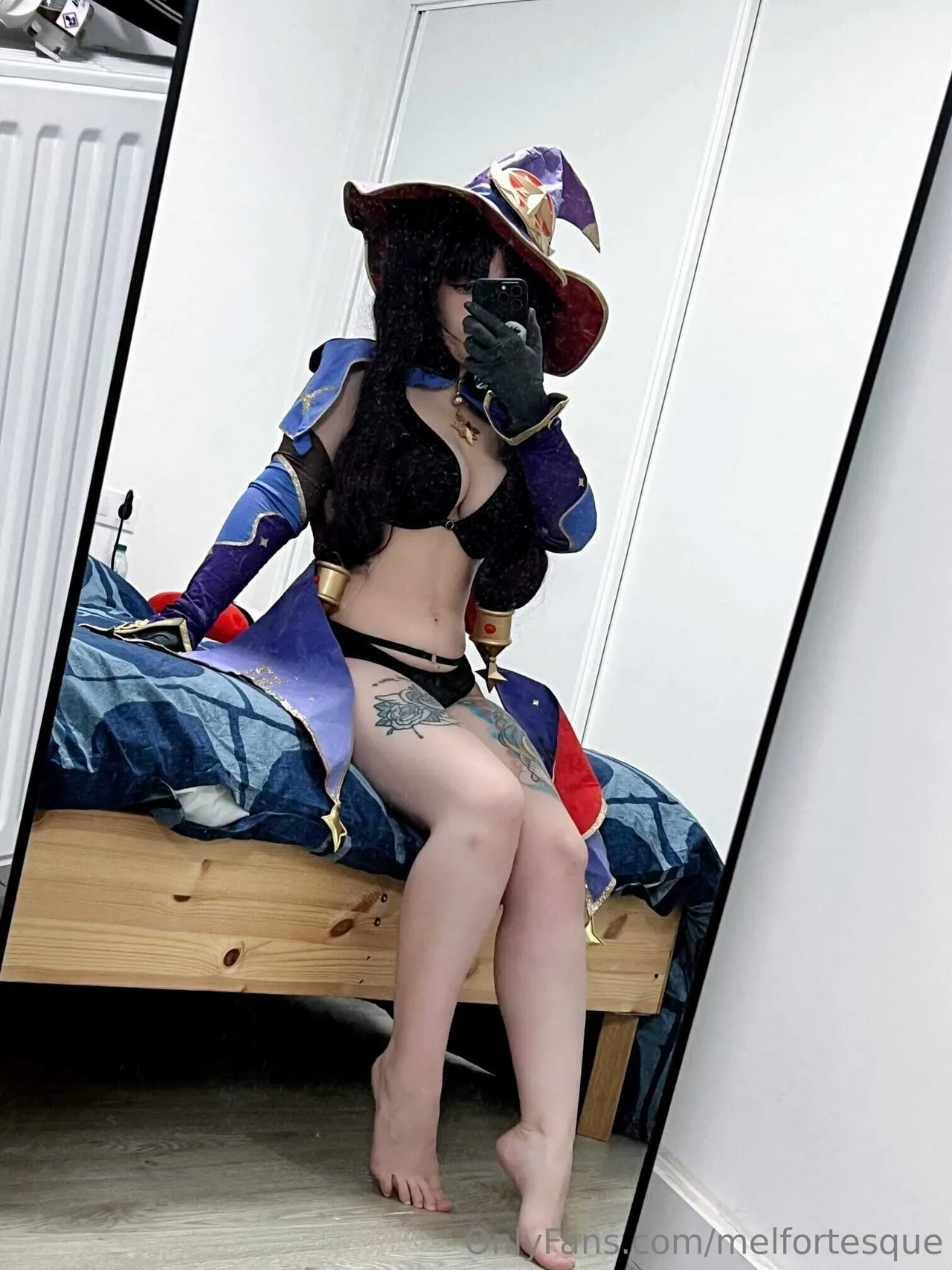 Mel Fortesque - Mona Mel Fortesque - Mona