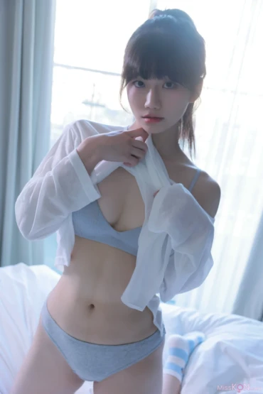 [SWEETBOX] Yui (유이): Teddy Bear (97 photos)