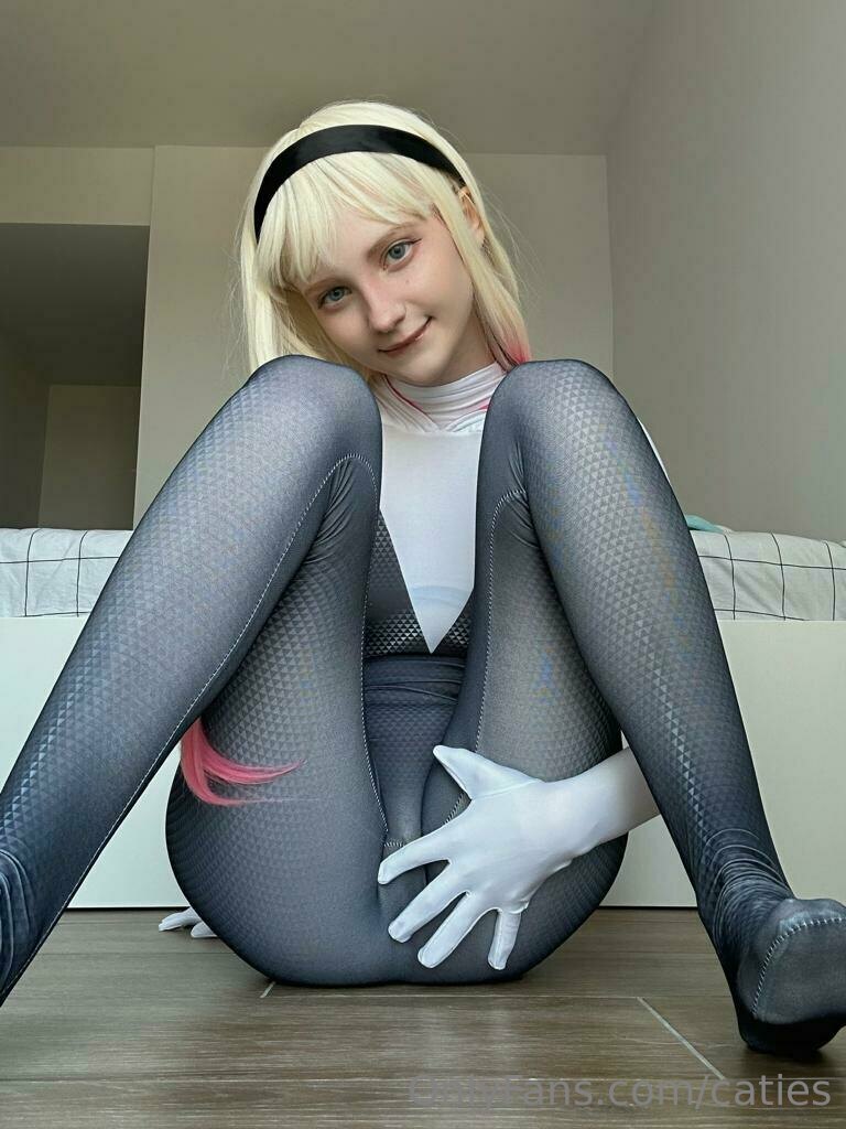 Caties cosplay Caties cosplay
