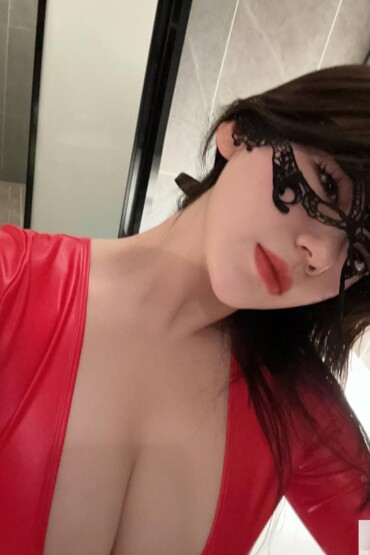 [Internet Collection] Welfare Girl Milk Baby Girl Paper Micro Circle "Attractive Red Leather Coat" VIP Exclusive [56P]