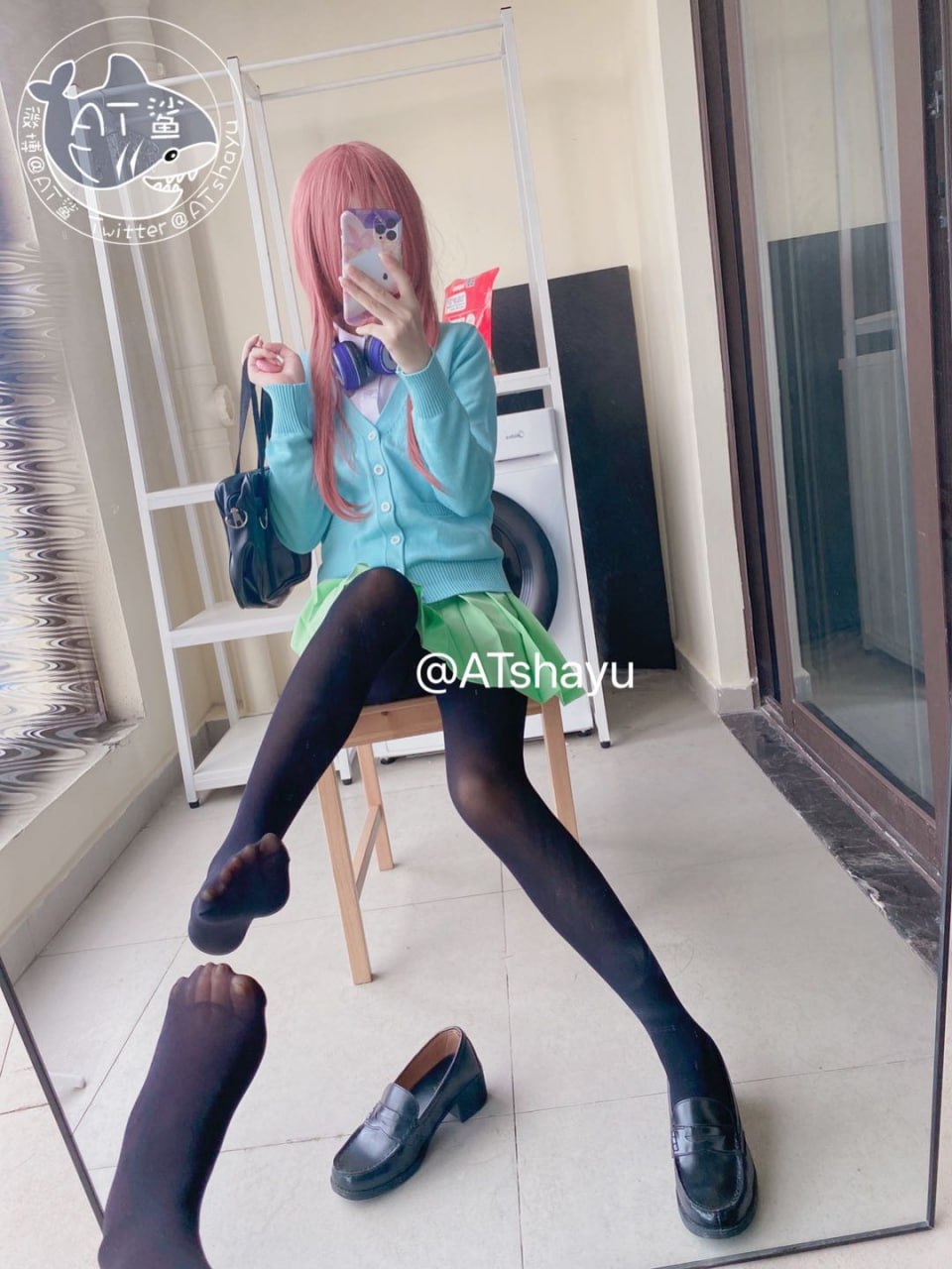 AT Shark - Sanku Nakano (The Quintessential Bride) AT Shark - Sanku Nakano (The Quintessential Bride)