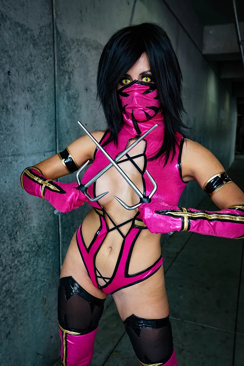 Khainsaw - Mileena Khainsaw - Mileena