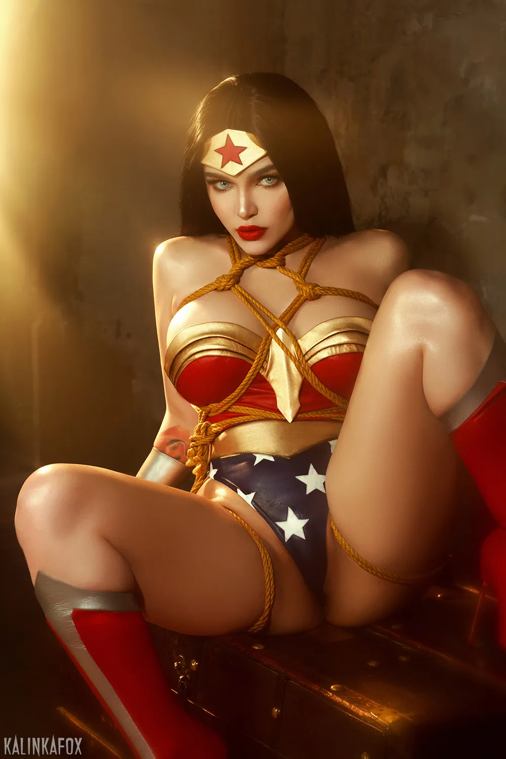 Kalinka Fox - Wonder Woman Shibari Kalinka Fox - Wonder Woman Shibari
