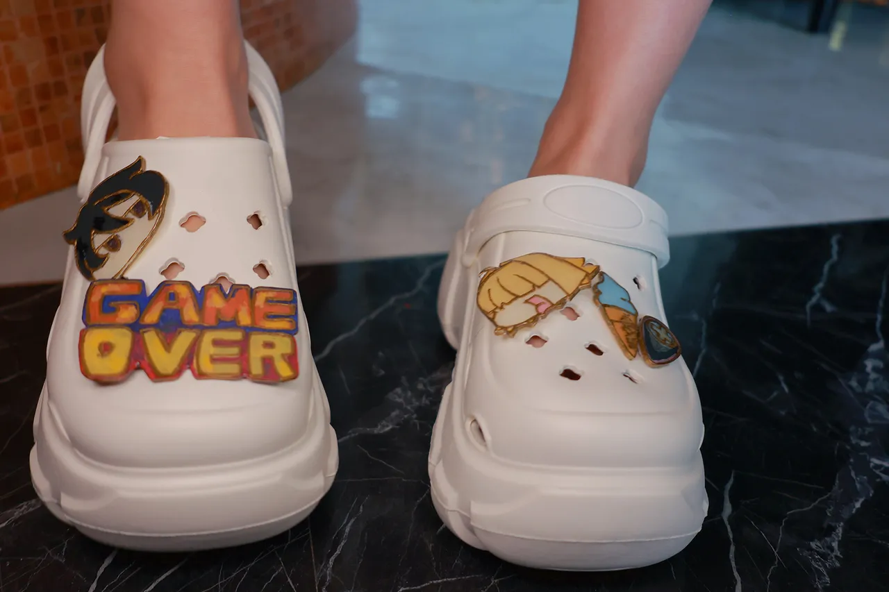 Lewd goddess Mega Mike 4 swimsuit Eleg Lewd goddess Mega Mike 4 swimsuit Eleg