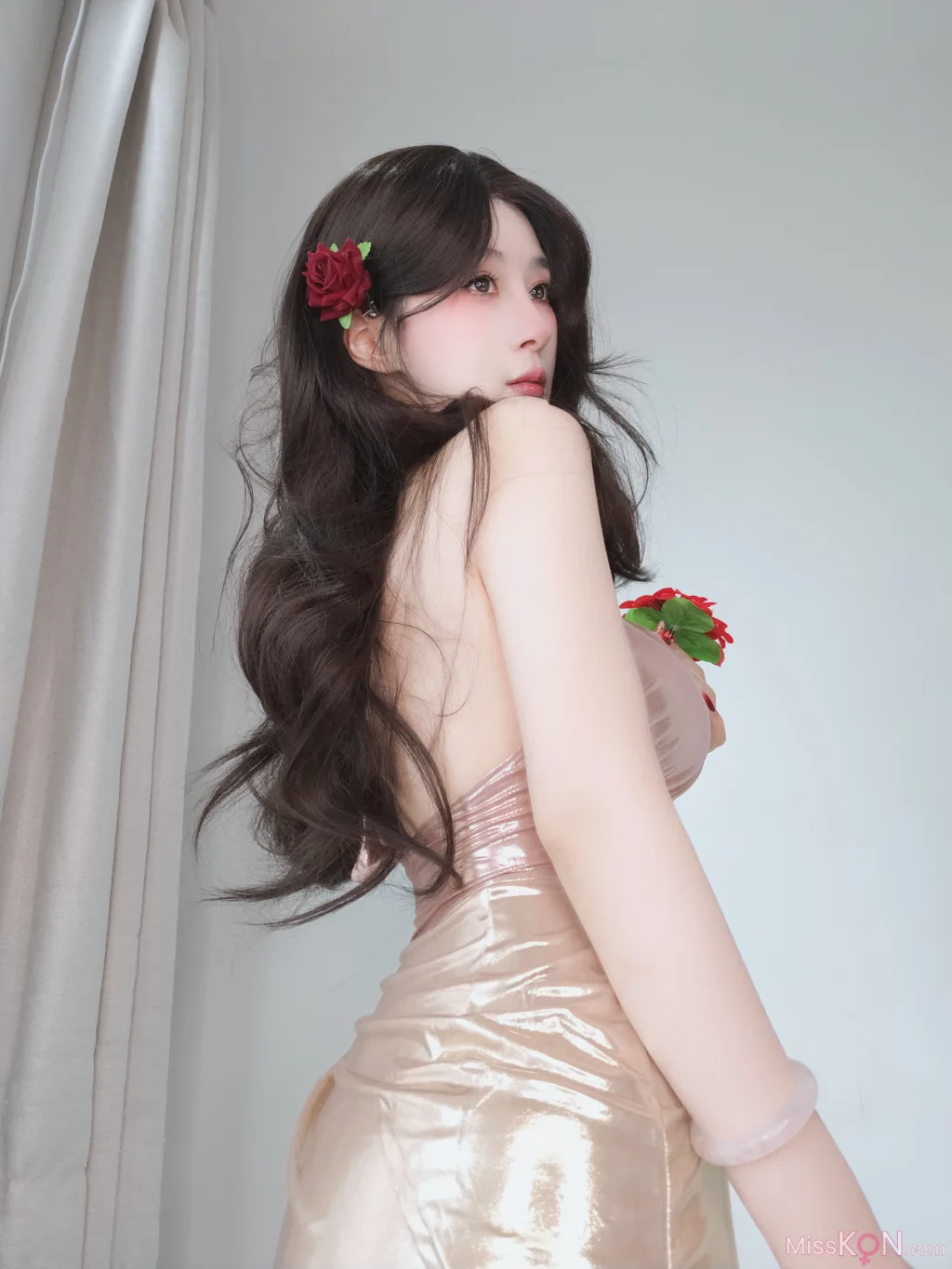 Coser@ Silver 81: Fantia February 2025 Member Collection (127 photos + 3 videos) Coser@ Silver 81: Fantia February 2025 Member Collection (127 photos + 3 videos)