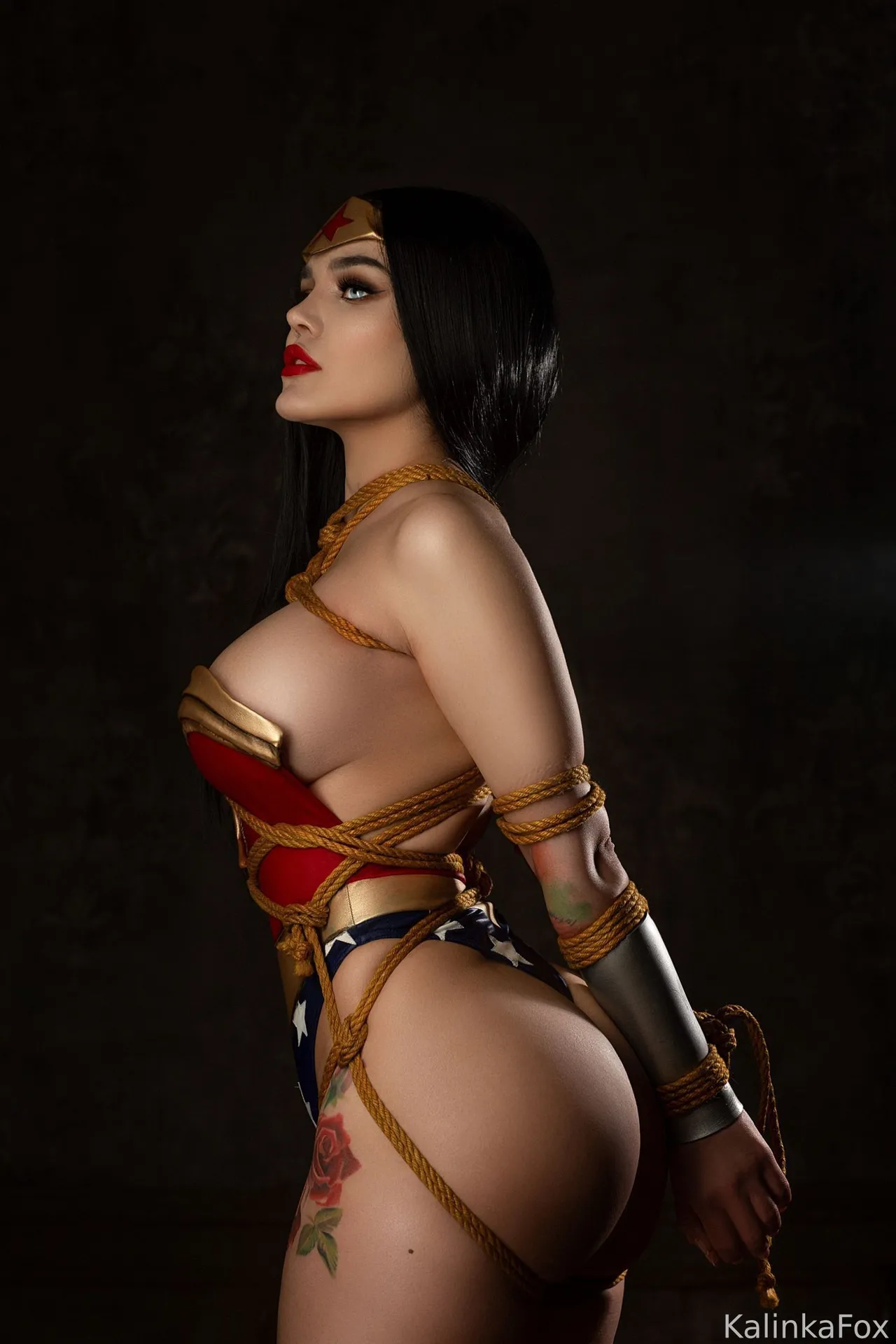 Kalinka Fox - Wonder Woman Shibari Kalinka Fox - Wonder Woman Shibari