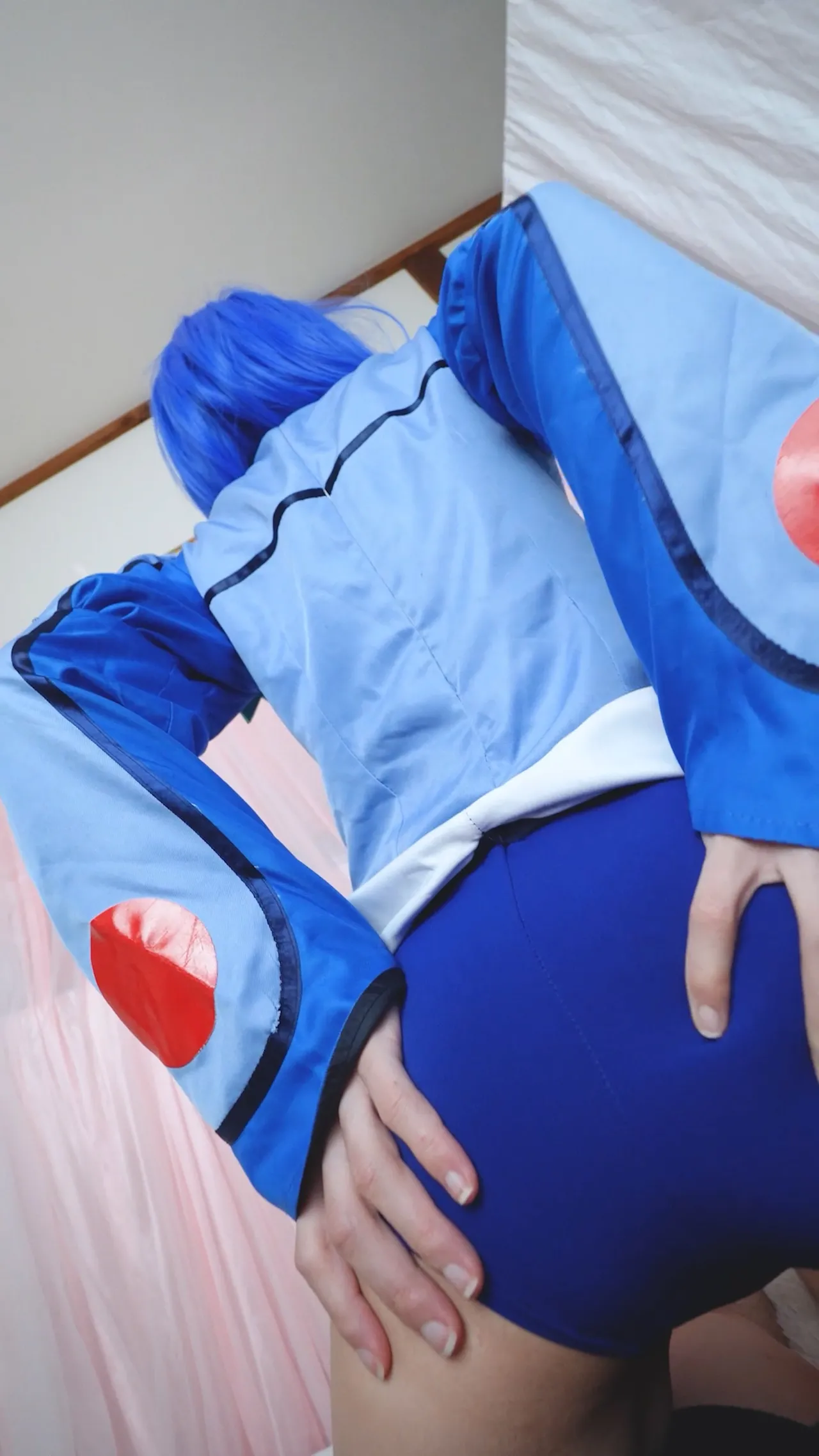 Gonzo at a cosplayer Gonzo at a cosplayer