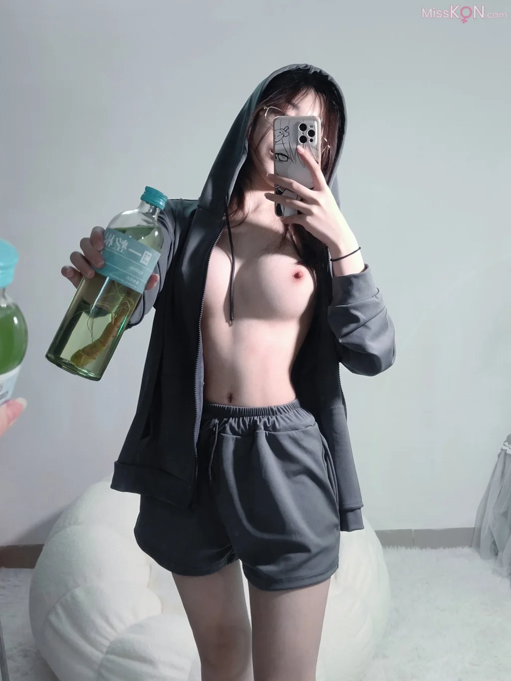 Coser@ Chirin Takahashi: The latest three sets of phantom dragon + black jacket + black gauze cut-out sex (100 photos + 5 videos) Coser@ Chirin Takahashi: The latest three sets of phantom dragon + black jacket + black gauze cut-out sex (100 photos + 5 videos)