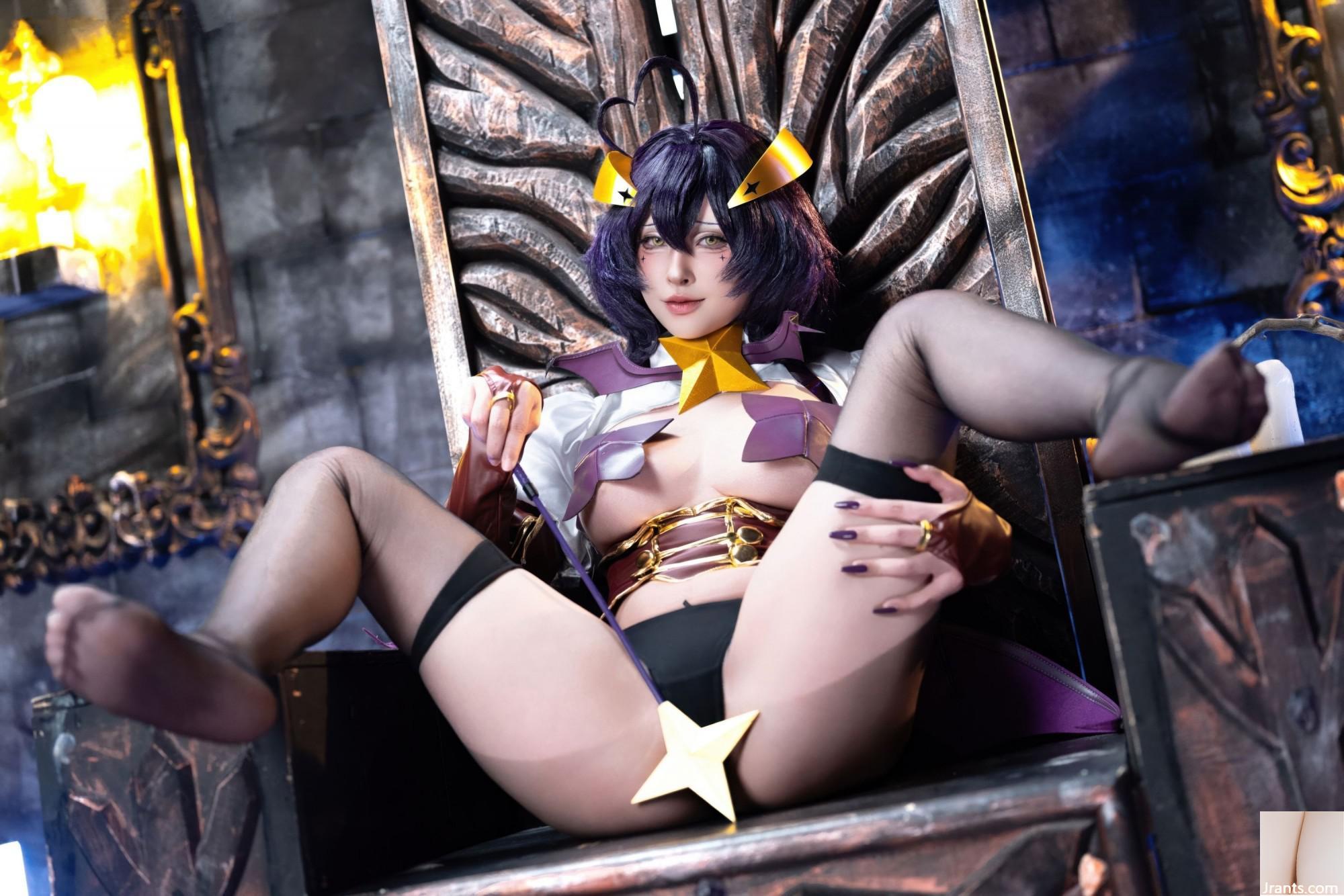 Welfare girl Yuno Shimizu  Welfare girl Yuno Shimizu