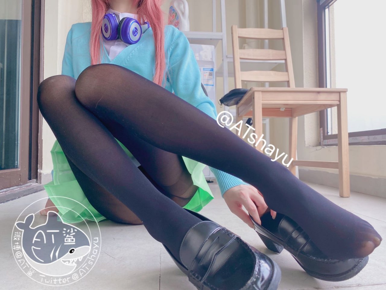 AT Shark - Sanku Nakano (The Quintessential Bride) AT Shark - Sanku Nakano (The Quintessential Bride)