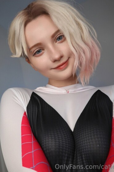 Katie Westwood - Gwen 8 Katie Westwood - Gwen