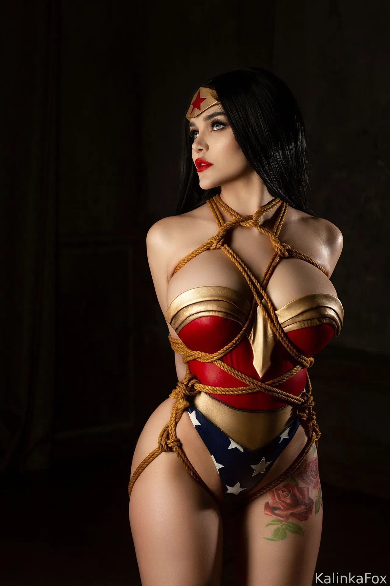 Kalinka Fox - Wonder Woman Shibari Kalinka Fox - Wonder Woman Shibari