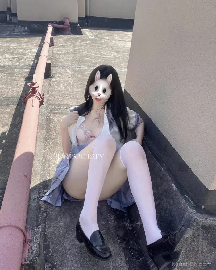 Coser@pprosemary: 白虎一线天 JK少女福利姬 (160 photos   9 videos) Coser@pprosemary: 白虎一线天 JK少女福利姬 (160 photos   9 videos)