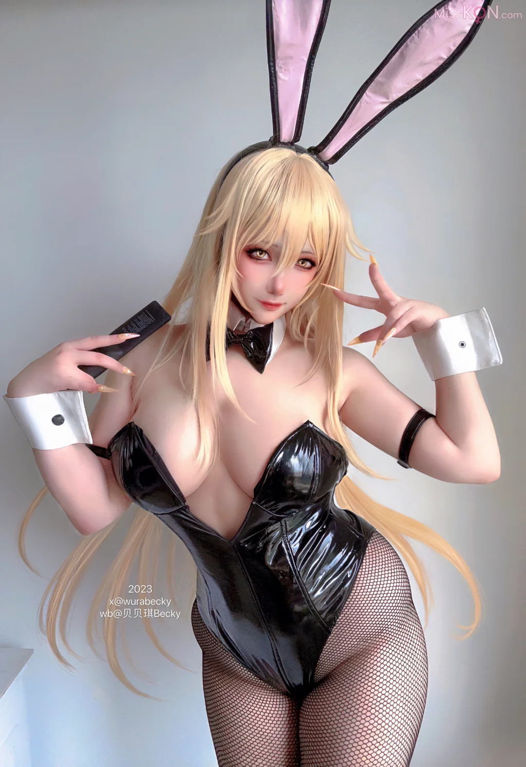 Coser@贝贝琪Becky: 食蜂 (32 photos) Coser@贝贝琪Becky: 食蜂 (32 photos)