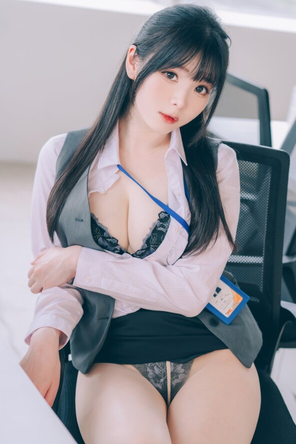 Coser@霜月shimo - 霜月的秘密辦公室 Shimo Secret Office Part02 (63P) 5 Coser@霜月shimo - 霜月的秘密辦公室 Shimo Secret Office Part02 (63P)