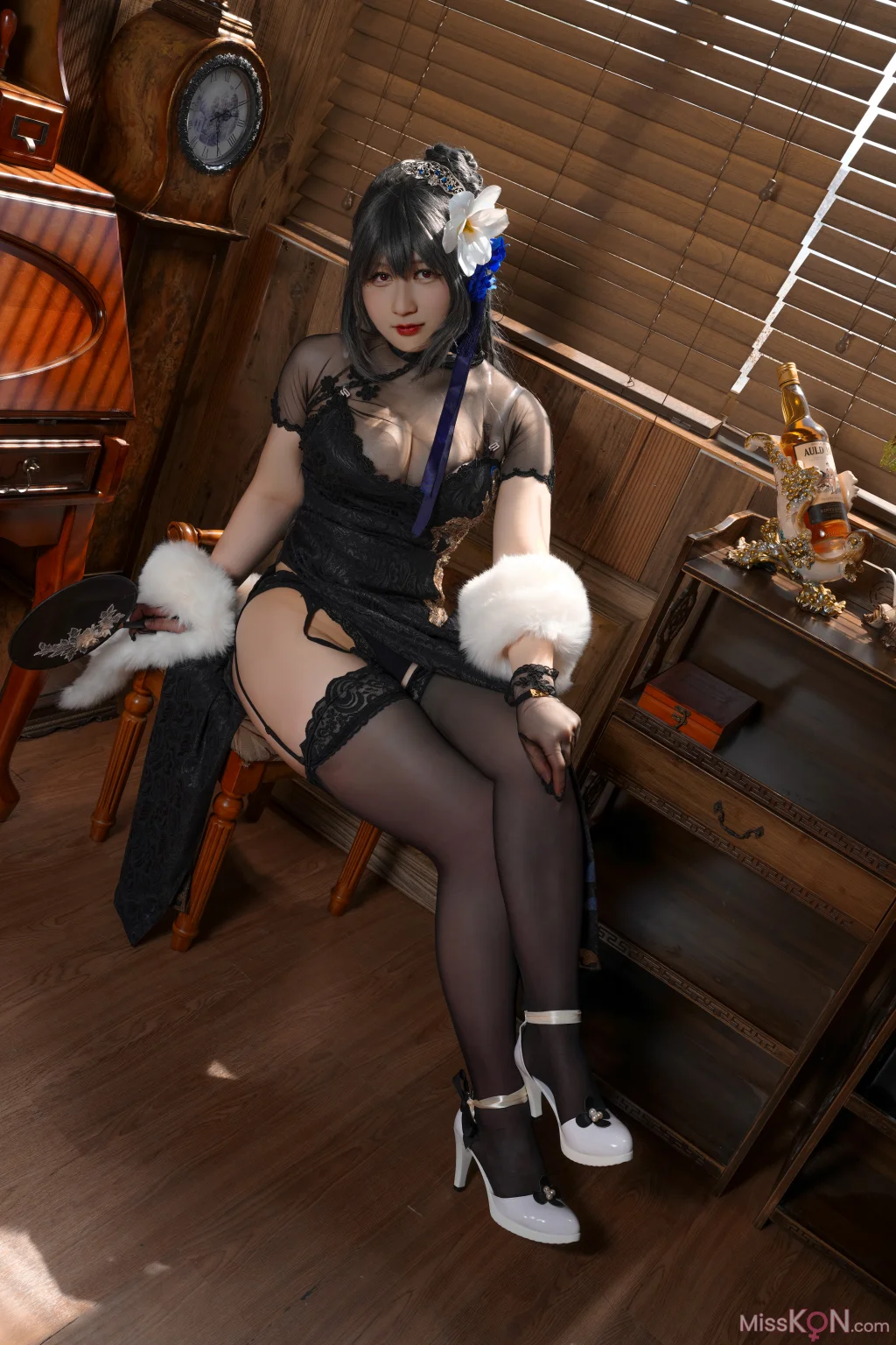 Coser@Zyra Autumn: Louis IX cheongsam (25 photos) Coser@Zyra Autumn: Louis IX cheongsam (25 photos)