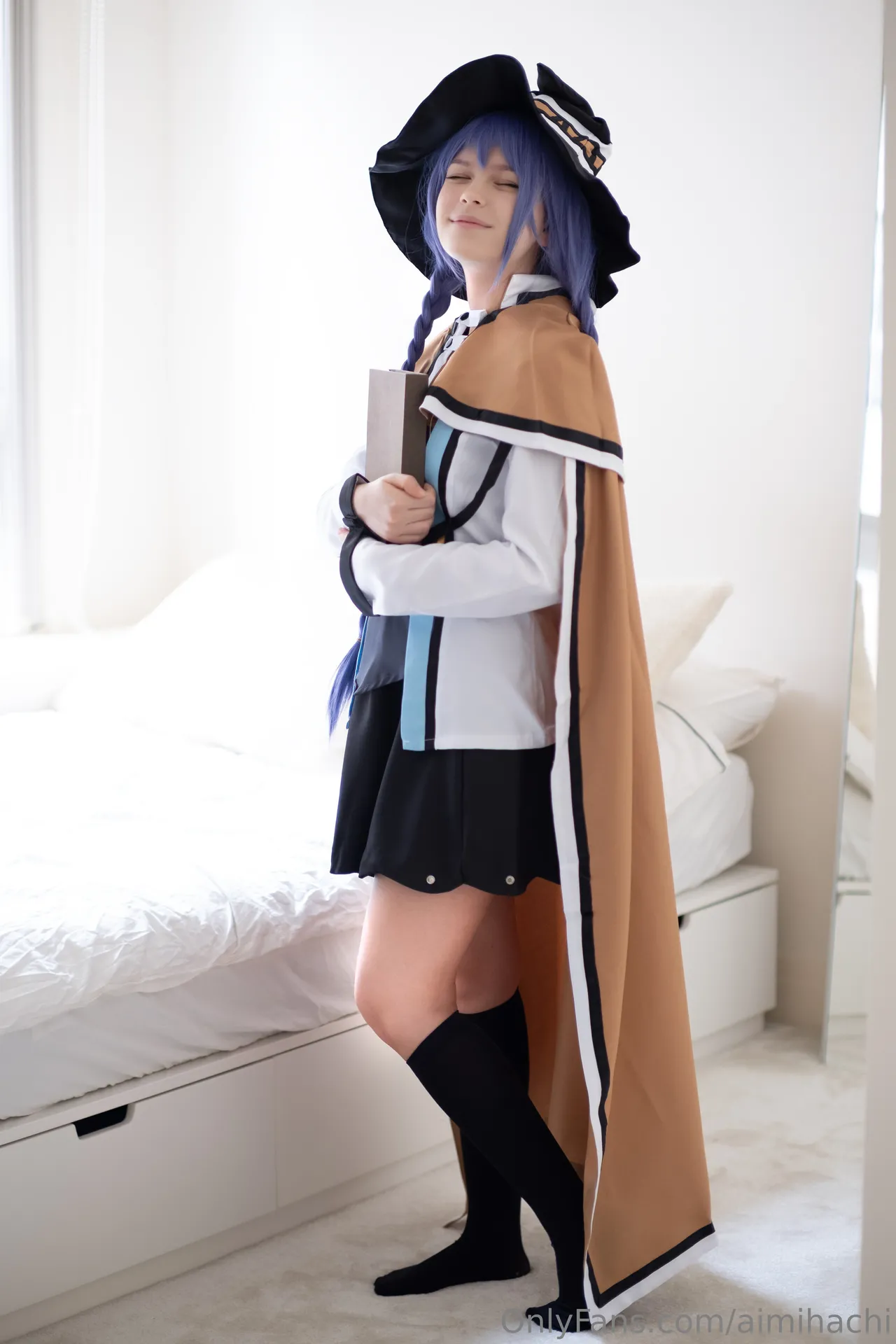 Aimihachi - Roxy Aimihachi - Roxy