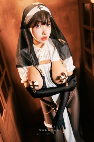 Coser@ Momo - Cleansing the Sins of the World (61P - 1V)