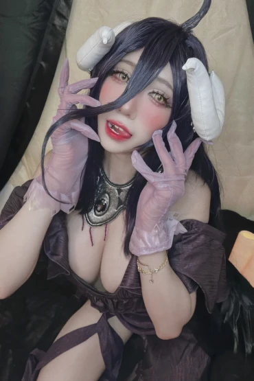 Usagi Christy - Albedo