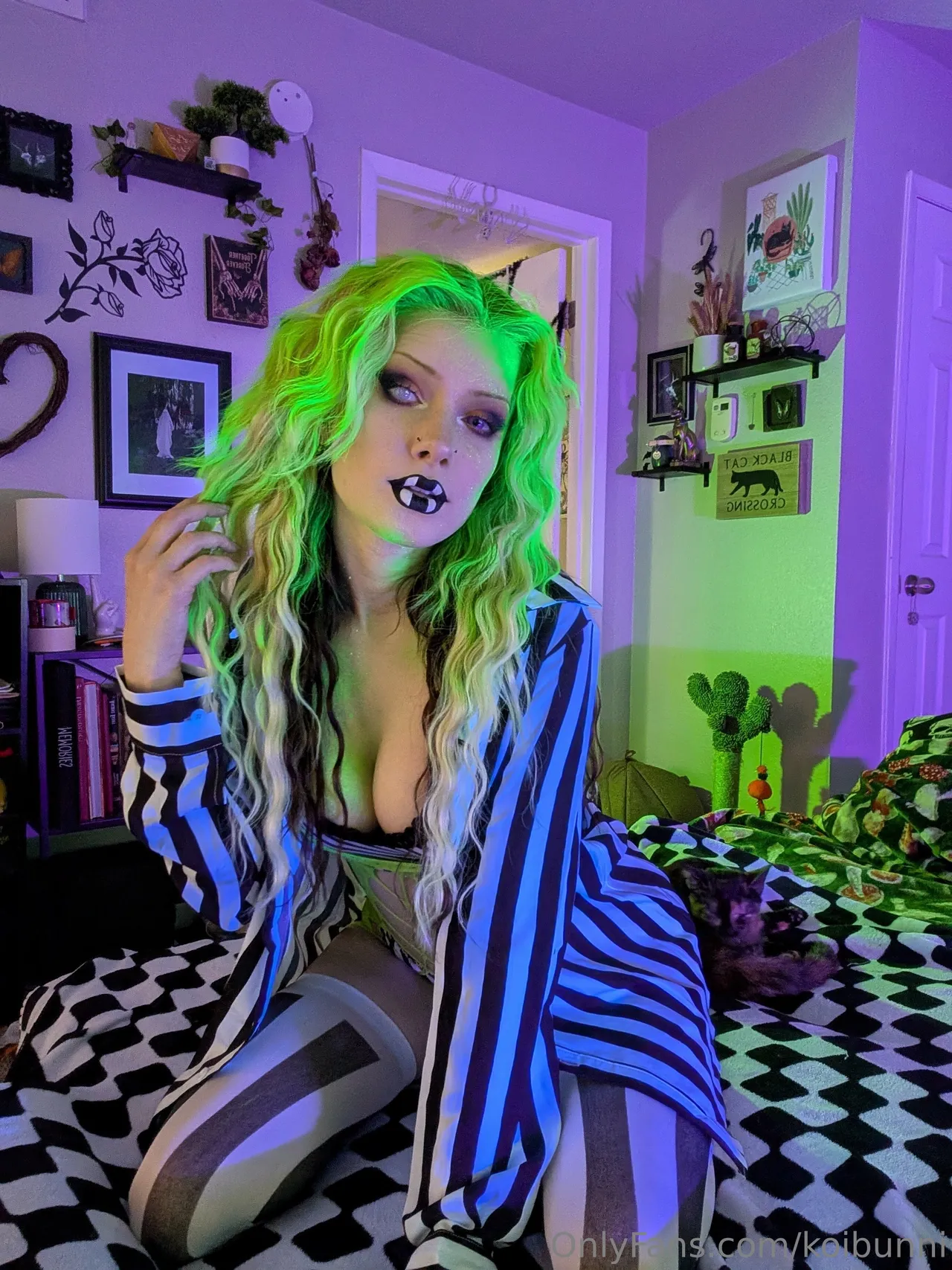 Bunni Lynn - Beetlejuice Bunni Lynn - Beetlejuice