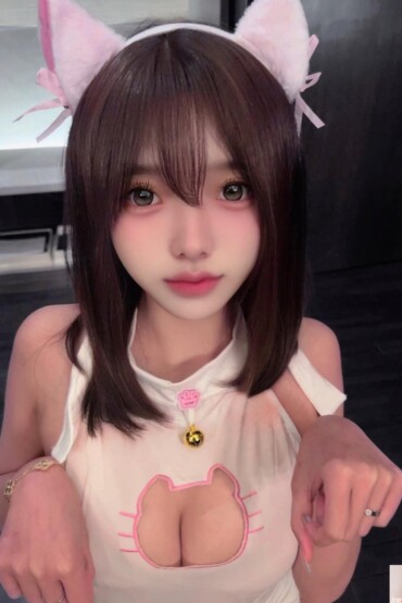 [推特美女]@0511dyst – 美丽的少女 (39P)