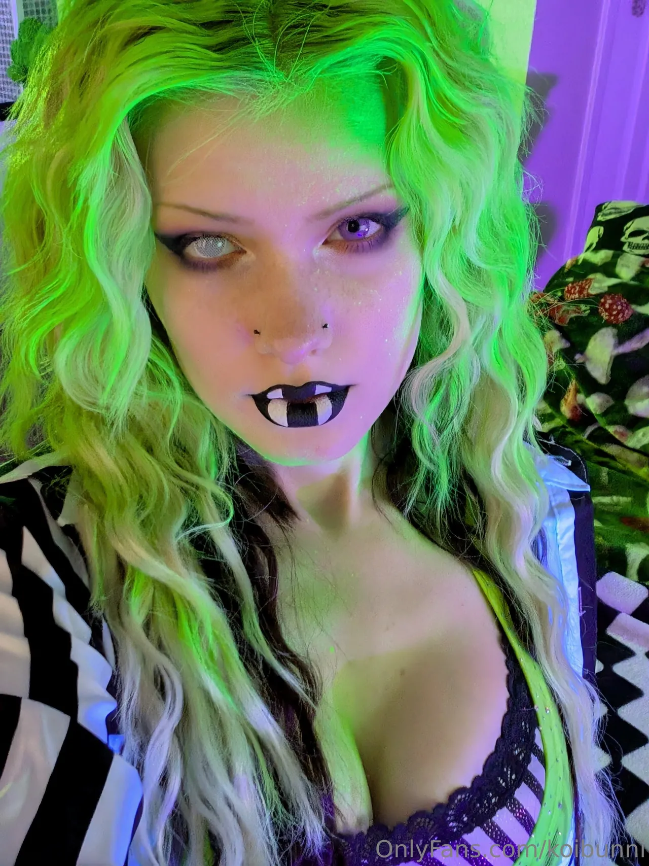 Bunni Lynn - Beetlejuice Bunni Lynn - Beetlejuice