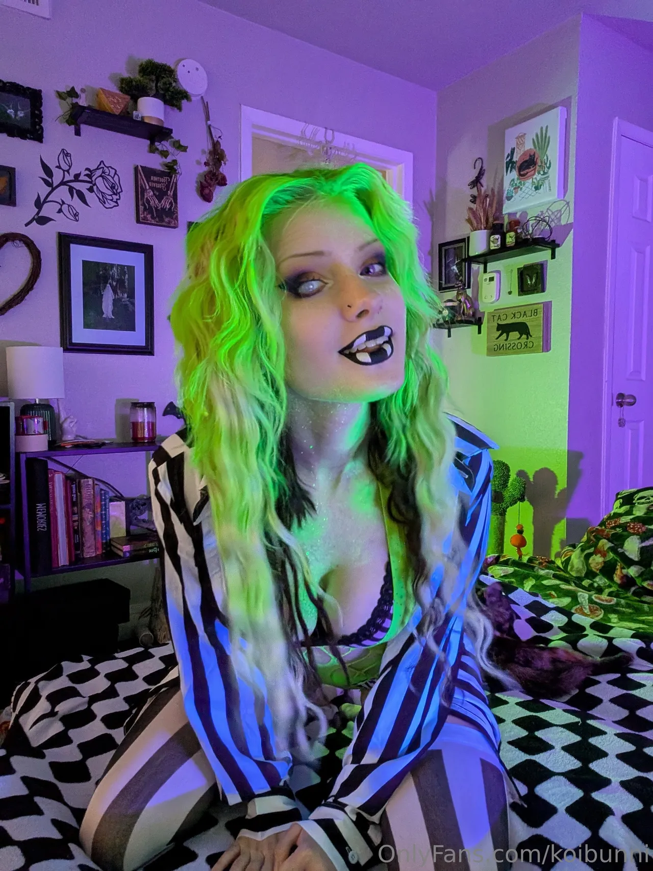 Bunni Lynn - Beetlejuice Bunni Lynn - Beetlejuice