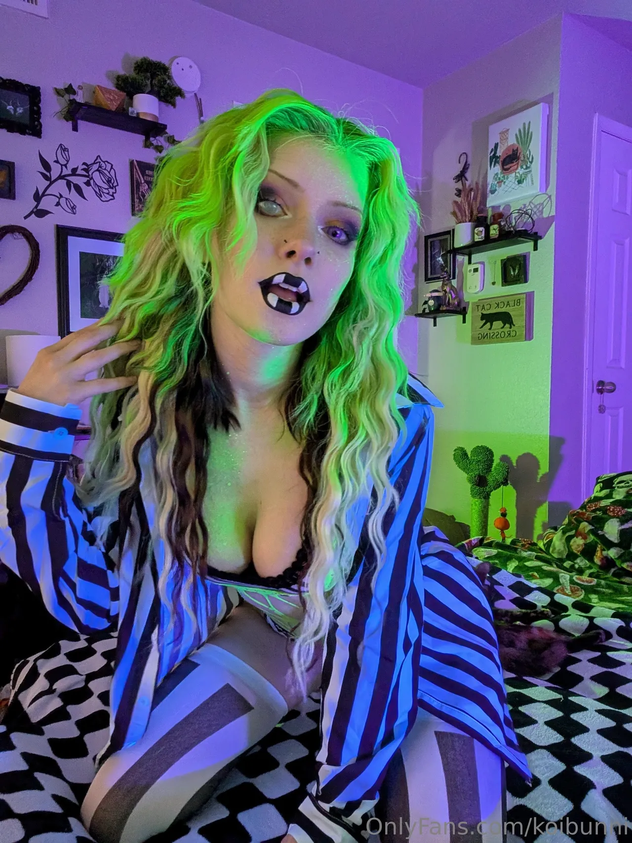 Bunni Lynn - Beetlejuice Bunni Lynn - Beetlejuice